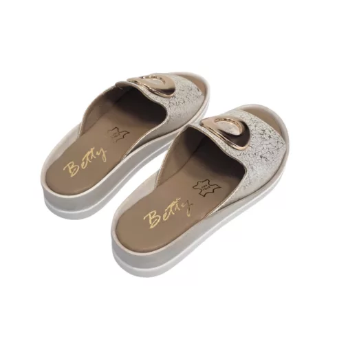 Betty Exclusive arany papucs - 7611