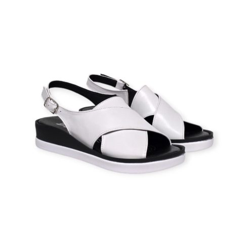Betty Exclusive fehér szandál - 7042