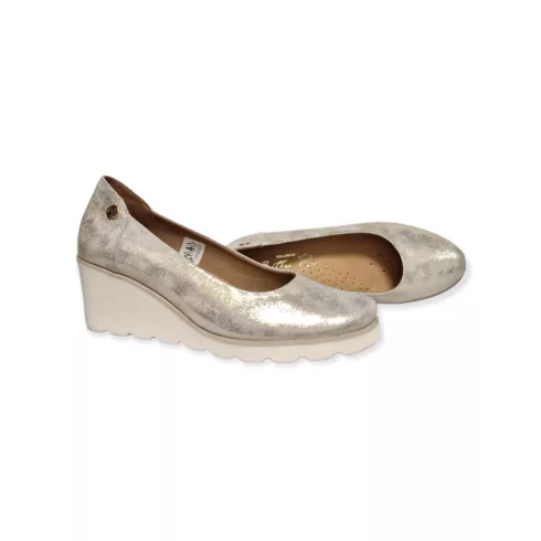 Betty Exclusive arany cipő - K505