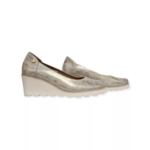 Betty Exclusive arany cipő - K505