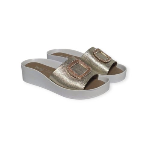 Betty Exclusive arany papucs - KL46