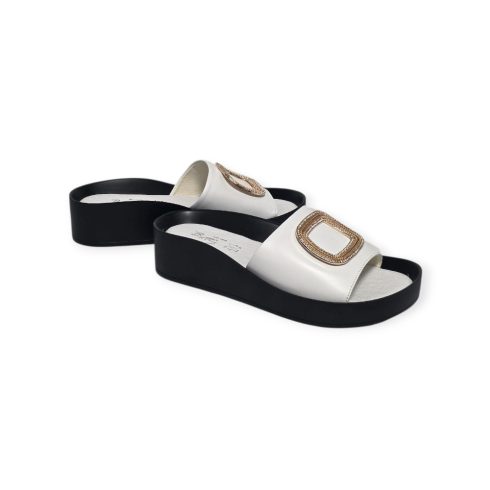 Betty Exclusive női papucs - KL46A