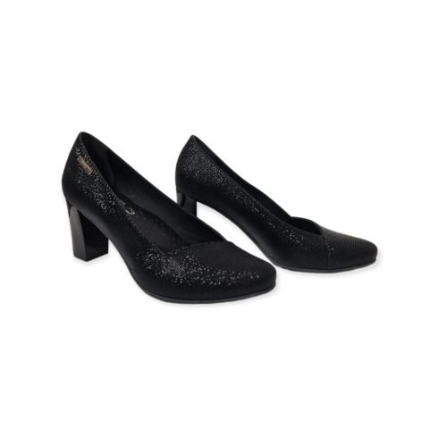 Betty Exclusive fekete cipő 4-06-17