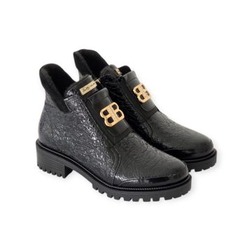 Betty Exclusive gyűrt lakk bakancs - 25-08-24