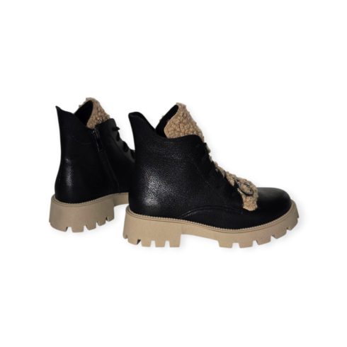 Betty Exclusive fekete bakancs - V13