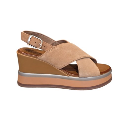 INUOVO női szandál - B37010